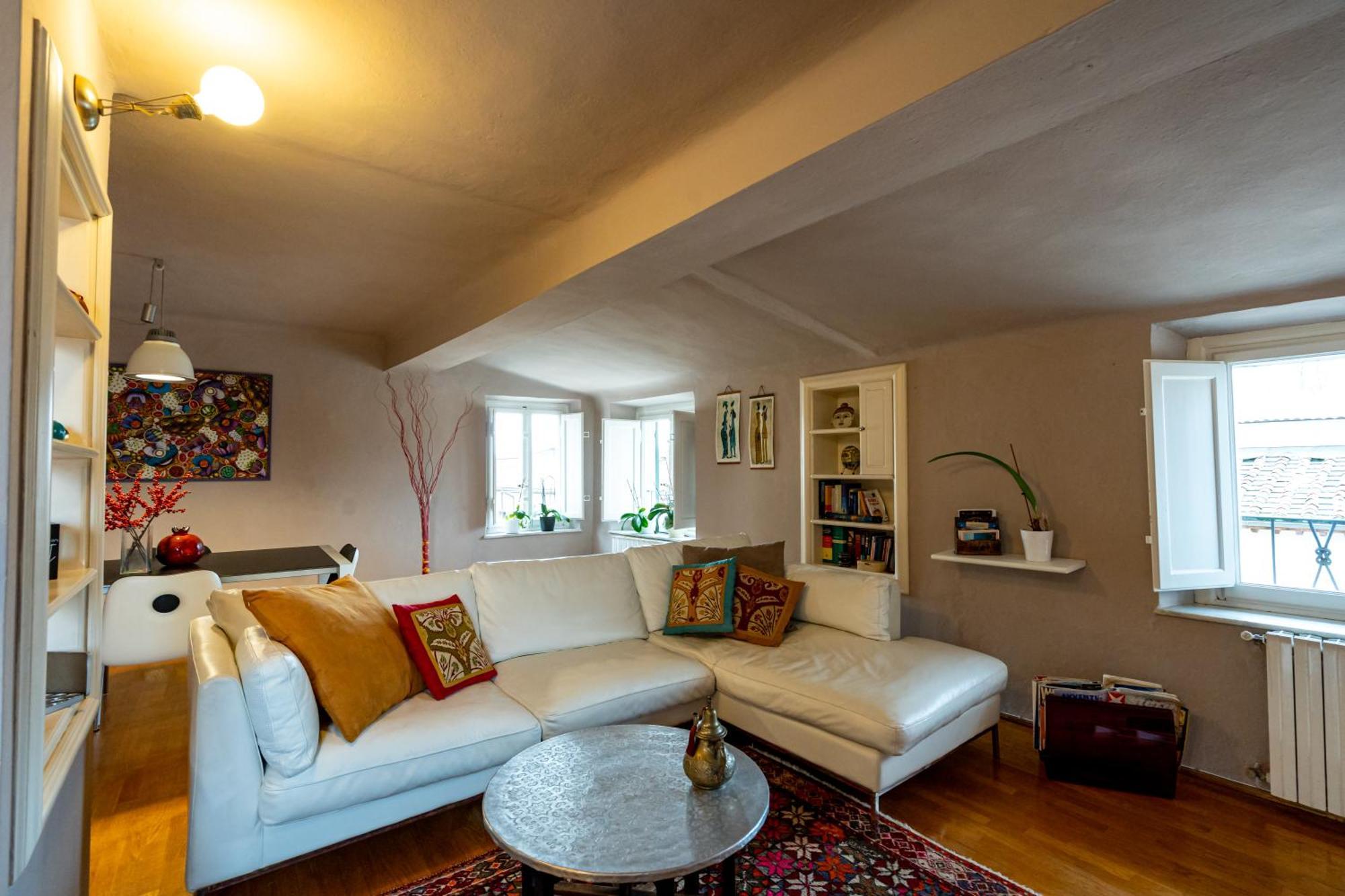 Cozy Apartment With A View On The City Walls Lucca Exterior foto